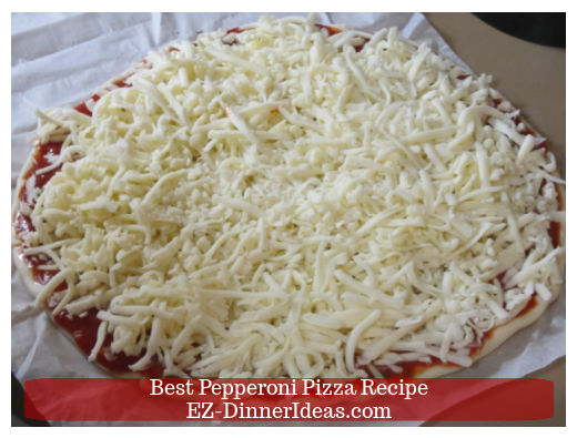 Mozzarella cheese on pizza