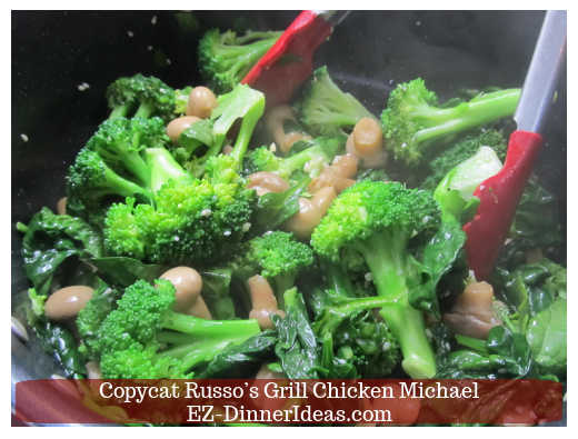 Spinach, broccoli and mushroom mixture Spinach, broccoli and mushroom mixture