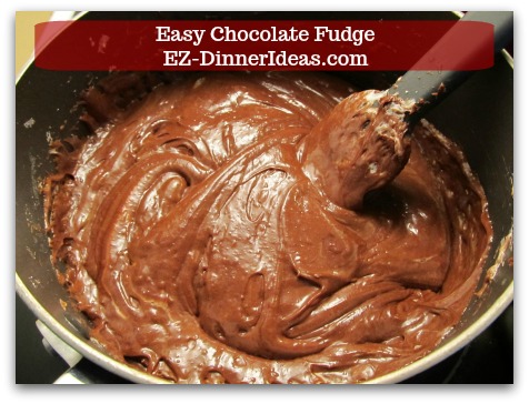 Easy Chocolate Fudge - Stir until marshmallow is all melted.