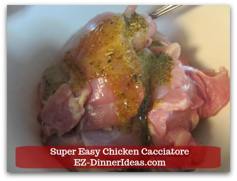 Italian Chicken Dinner Recipe | Super Easy Chicken Cacciatore - Add marinade into chicken.