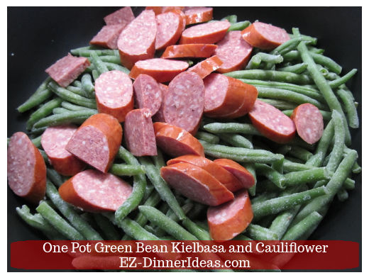 Frozen green beans and sausages