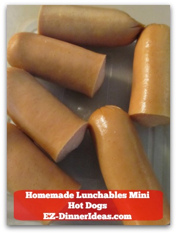Homemade Lunchables Mini Hot Dogs - Cool in room temperature and transfer to lunchbox Homemade Lunchables Mini Hot Dogs - Cool in room temperature and transfer to lunchbox
