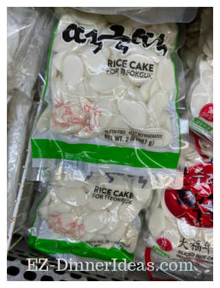 Sliced rice cake used in Chinese dishes packed in Korean package