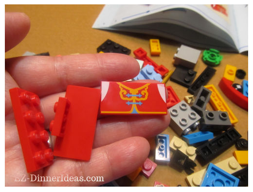 Lego Mickey Mouse Tang Suit