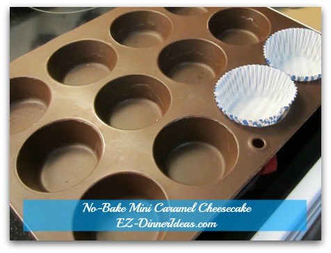 No-Bake Mini Caramel Cheesecake - Line cupcake liner on the pan