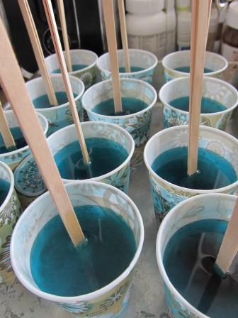 After the last layer, the semi-finished popsicles should look like this After the last layer, the semi-finished popsicles should look like this