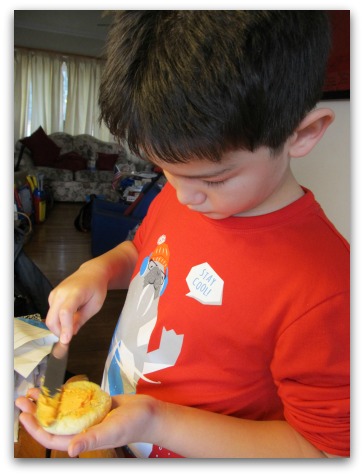 Easy Cake Mix Cookies Recipe | Orange Creamsicle Cookies - Almost the entire recipe can have your little helper(s) to help you.  It is great for family time, especially during school breaks.