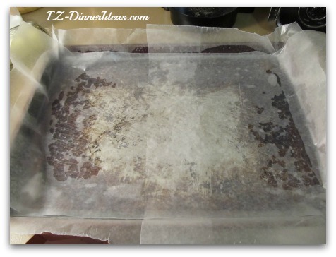 No-Towel Pumpkin Roll - Line the wax or parchment paper Line the wax or parchment paper