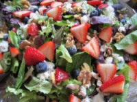 Side Dish Recipes - UNO Chicago Grill Berry And Goat Cheese Salad