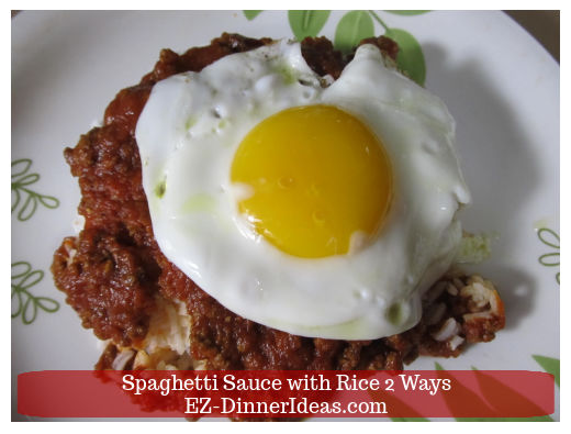 Spaghetti sauce, white rice and fried egg