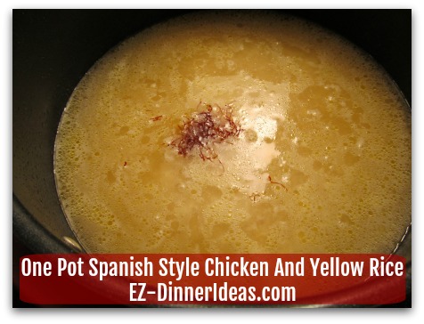 One Pot Chicken Recipe - Saffron is the ingredient to make the rice yellow