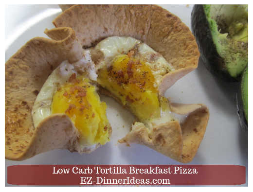 Single served breakfast pizza with egg and bacon Single served breakfast pizza with egg and bacon